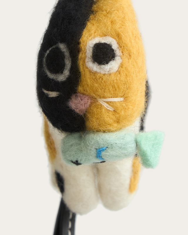 Брелок "Кошка" ADCTED (Addicted)