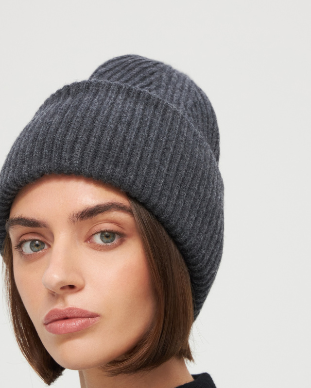 Шапка из шерсти и кашемира ADCTED (Addicted)