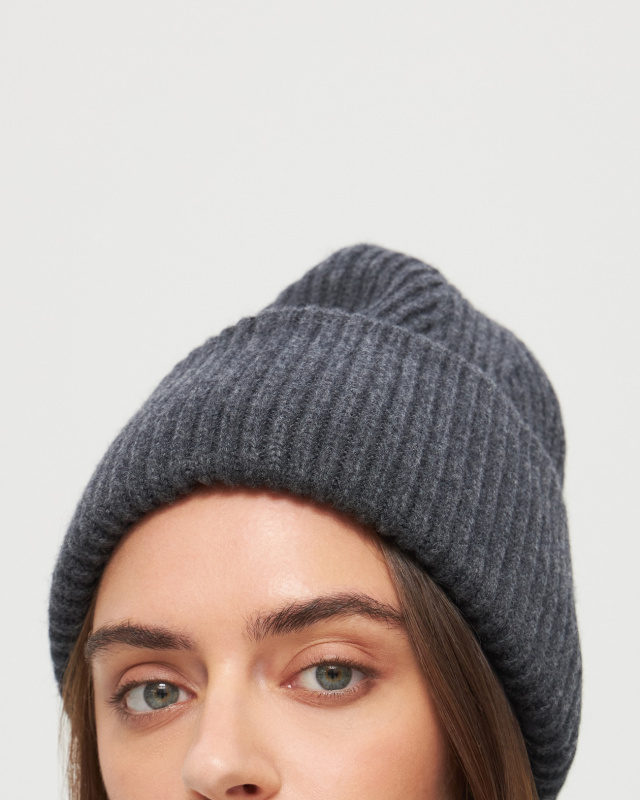 Шапка из шерсти и кашемира ADCTED (Addicted)